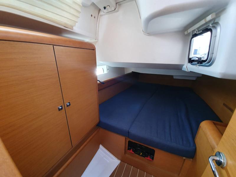 Book yachts online - sailboat - Jeanneau Sun Odyssey 409 - Malee - rent