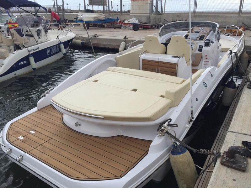 Book yachts online - motorboat - Key Largo 27 - Madrigal IV - rent