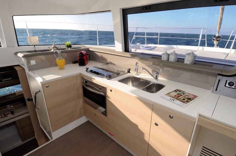 Book yachts online - catamaran - Bali 4.1 - Iris - rent