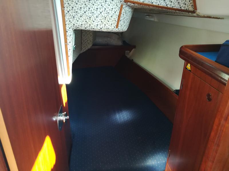 Book yachts online - sailboat - Oceanis 323 - 4 Venti - rent
