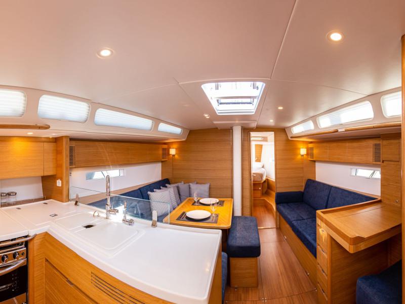 Book yachts online - sailboat - X4-6 model 2019 - Elena - rent