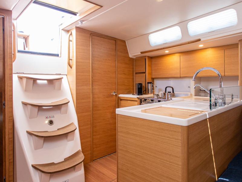 Book yachts online - sailboat - X4-6 model 2019 - Elena - rent
