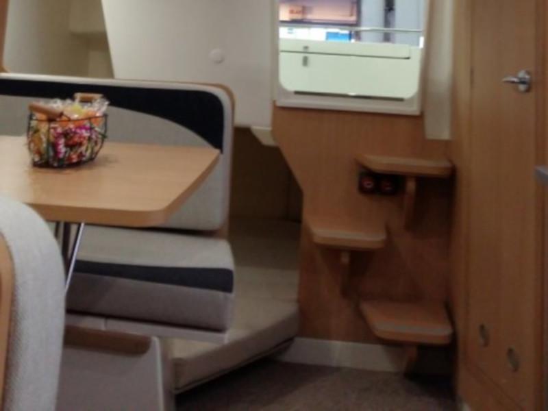 Book yachts online - motorboat - Balt 818 Titanium - Valentina - rent