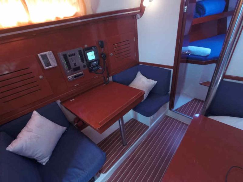 Book yachts online - sailboat - Hanse 342 - 9 Muses - rent