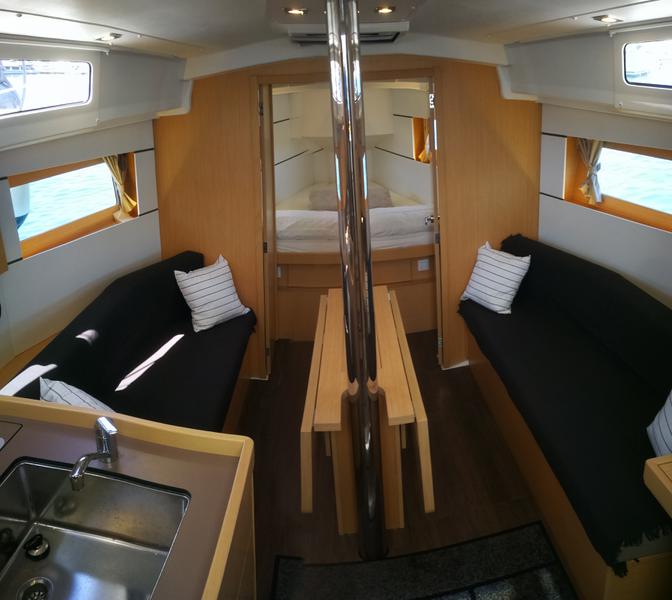Book yachts online - sailboat - Oceanis 35.1 - Europa - rent