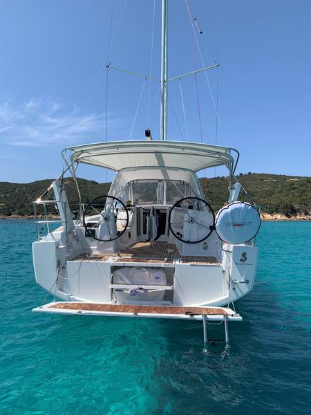 Book yachts online - sailboat - Oceanis 35.1 - Europa - rent