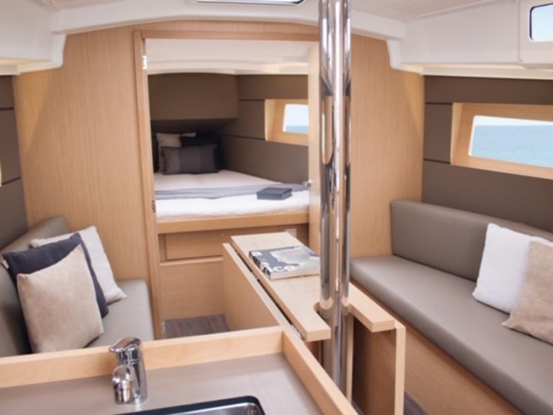Book yachts online - sailboat - Oceanis 35.1 - Europa - rent