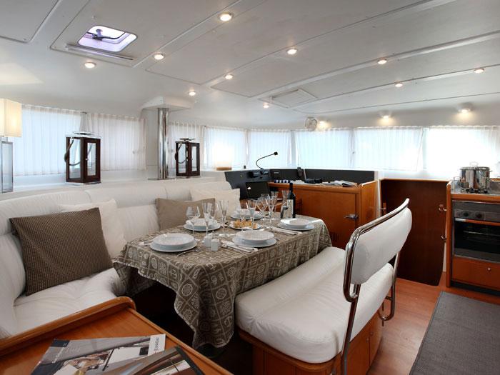 Book yachts online - catamaran - Lagoon 440 - Freedom 3 - rent