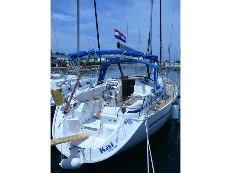 Book yachts online - sailboat - Bavaria 36 - Kai - rent