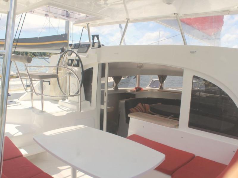Book yachts online - catamaran - Lagoon 380 - Isaphil - rent