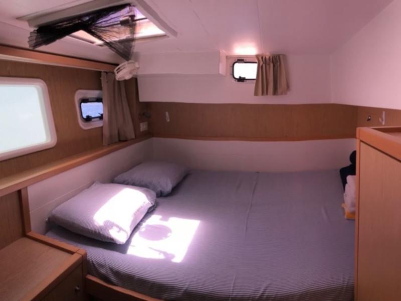Book yachts online - catamaran - Lagoon 39 - Willow Dew - rent