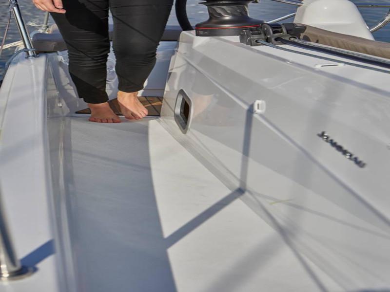 Book yachts online - sailboat - Sun Odyssey 410 - Elcano - rent