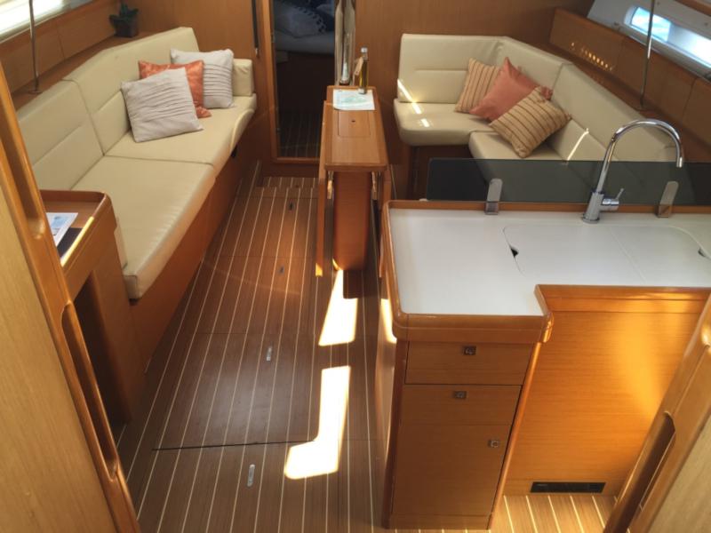 Book yachts online - sailboat - Sun Odyssey 42 DS - My Dream - rent