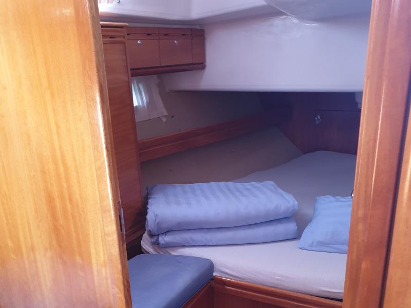 Book yachts online - sailboat - Bavaria 46 - Shanti Blu - rent