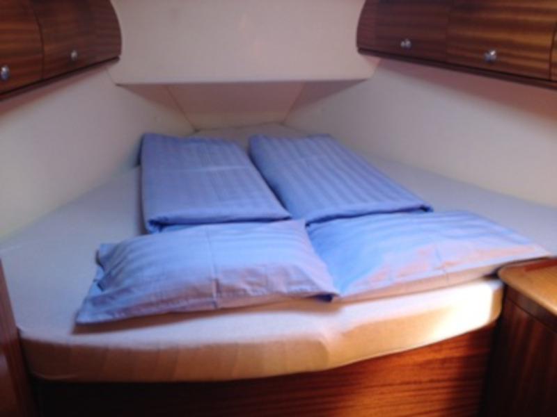 Book yachts online - sailboat - Bavaria 44 - Wawi I - rent