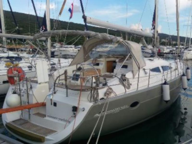 Book yachts online - sailboat - Elan 434 - Salima - rent