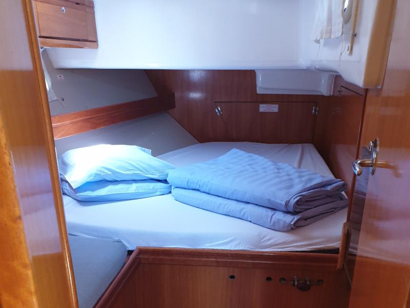 Book yachts online - sailboat - Bavaria 50 - Becky Blu - rent