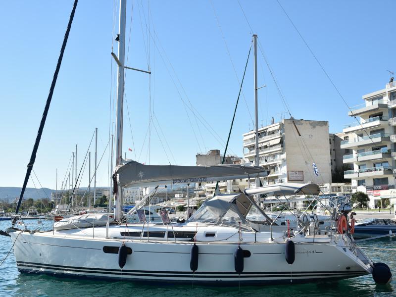 Book yachts online - sailboat - Sun Odyssey 44 i - Eleni (NEW sails 2021) - rent
