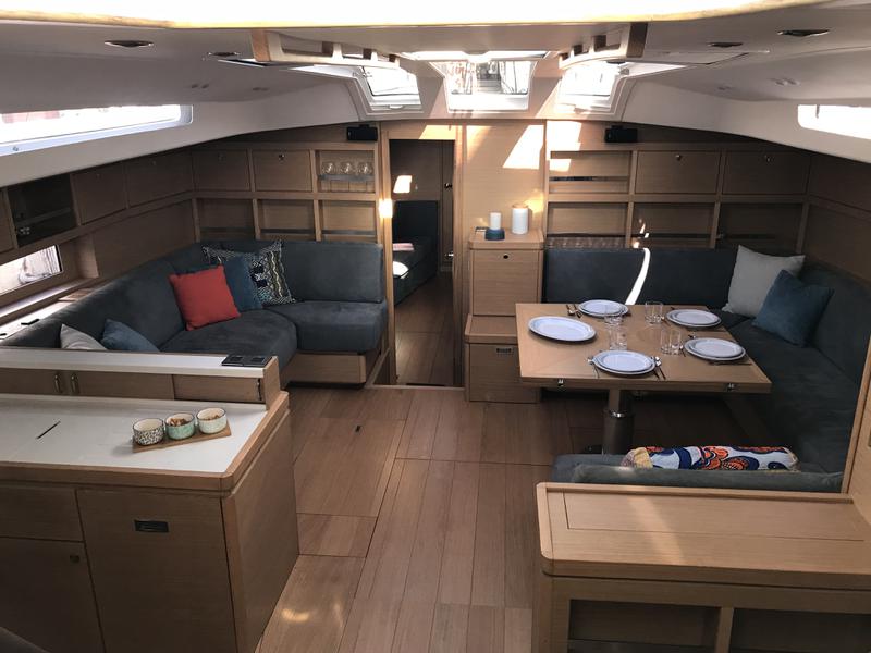 Book yachts online - sailboat - Dufour 63 Exclusive - Bahia Feliz V   - rent