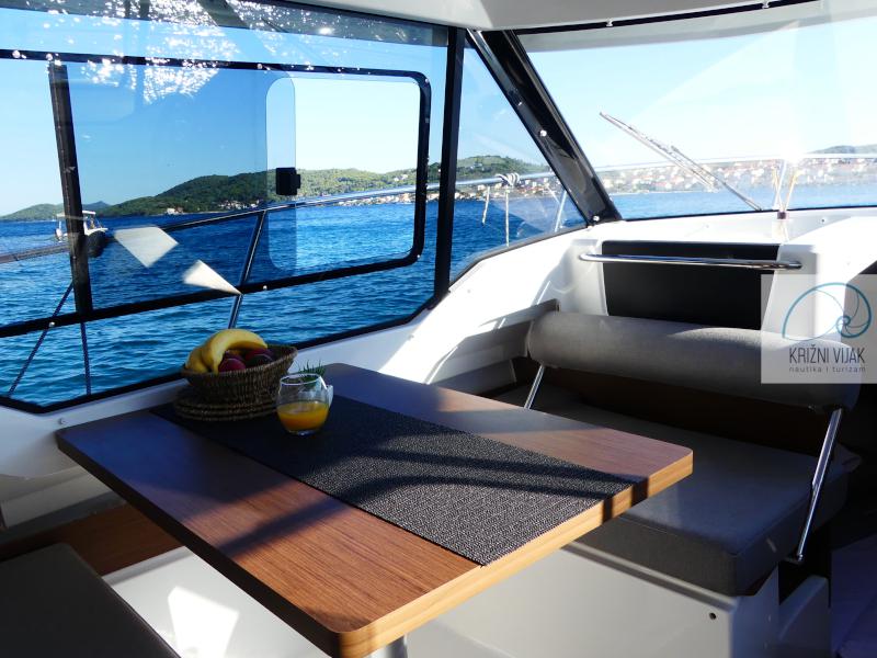 Book yachts online - motorboat - Merry Fisher 795 - POMALO - rent
