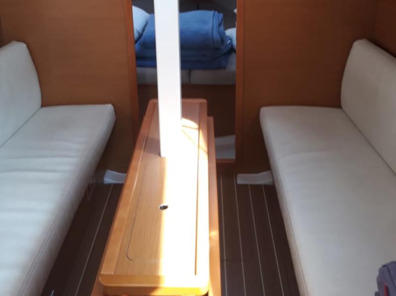 Book yachts online - sailboat - Sun Odyssey 33i - Britannia - rent