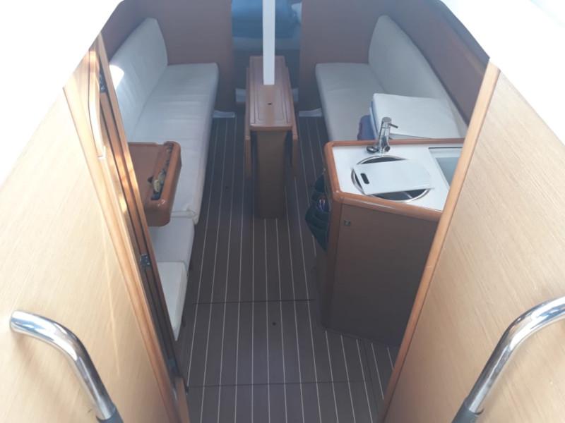 Book yachts online - sailboat - Sun Odyssey 33i - Britannia - rent