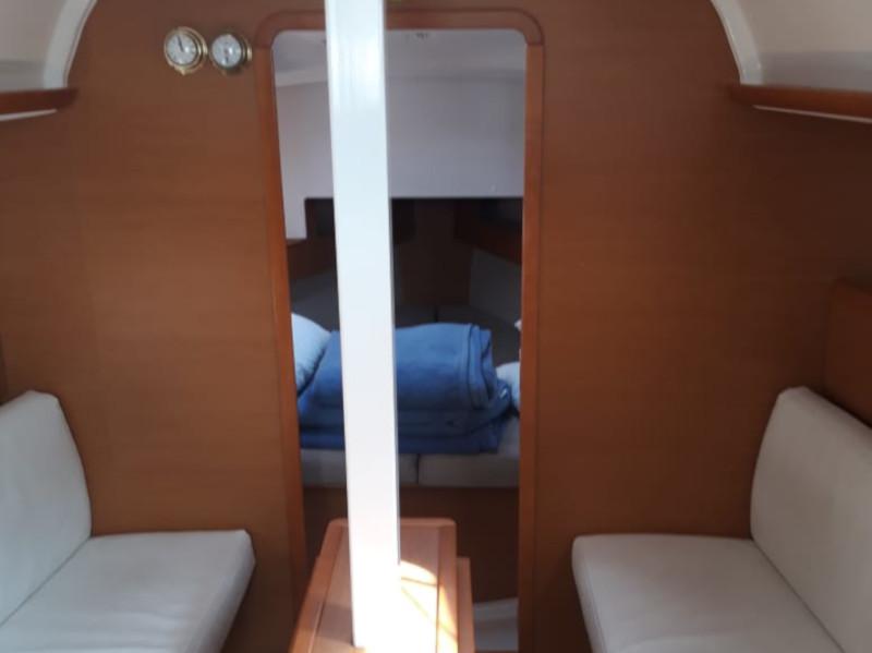 Book yachts online - sailboat - Sun Odyssey 33i - Arosa - rent