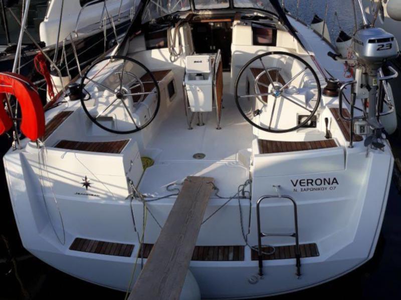 Book yachts online - sailboat - Sun Odyssey 389 - Verona - rent