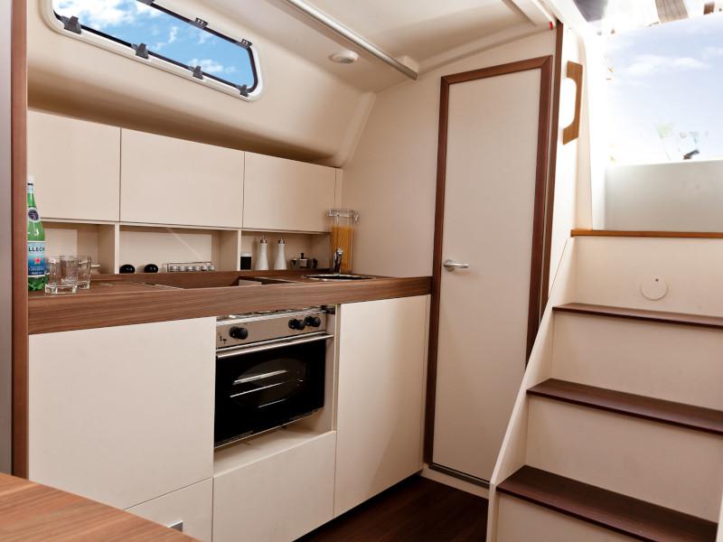 Book yachts online - sailboat - Dehler Varianta 37 - Leila - rent