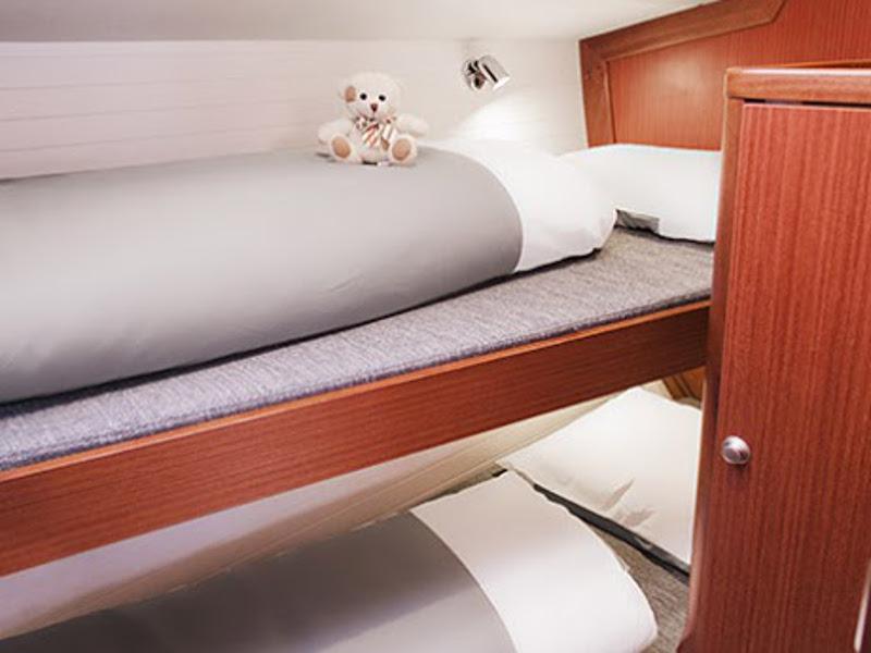 Book yachts online - sailboat - Delphia 47-4 - CRYNOLINE - rent