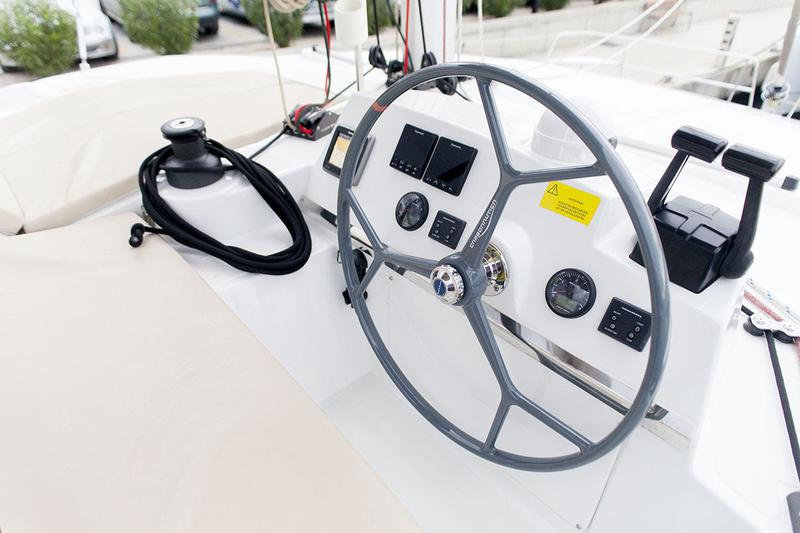 Book yachts online - catamaran - Bali 4.0 - ODYSSEY - rent