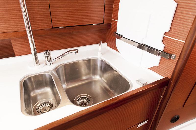 Book yachts online - sailboat - Delphia 47-4 - TEAM ADVENTURE - rent