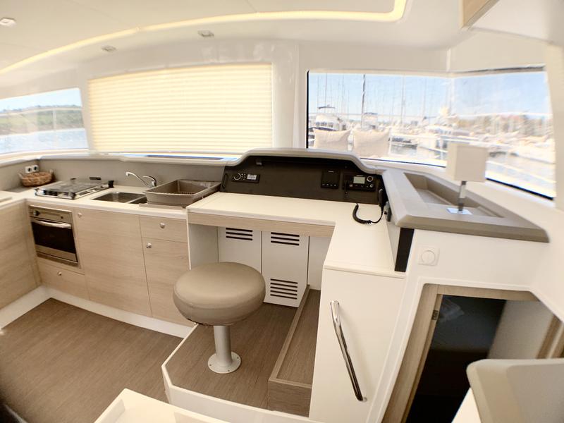 Book yachts online - catamaran - Bali 4.1 - WENDY - rent