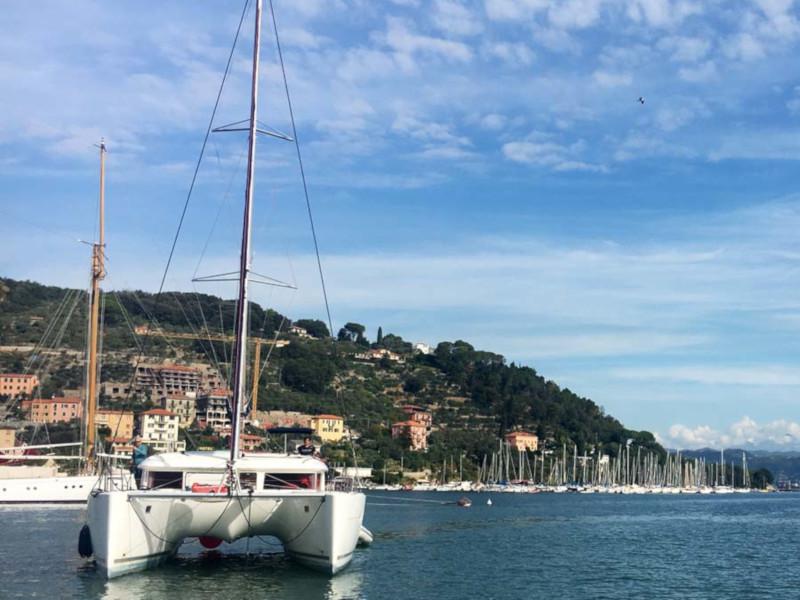 Book yachts online - catamaran - Lagoon 400 - Nusa - rent