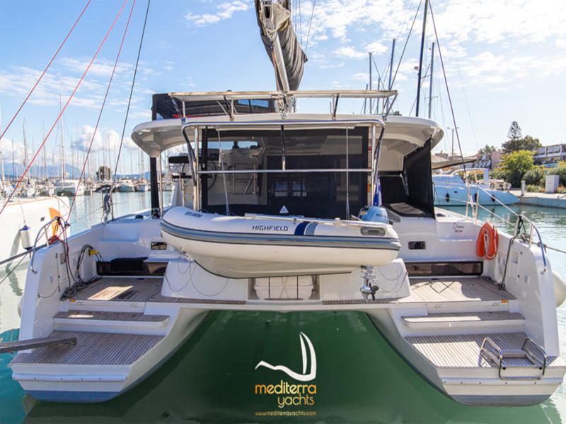 Book yachts online - catamaran - Lagoon 42 - Dioni - rent
