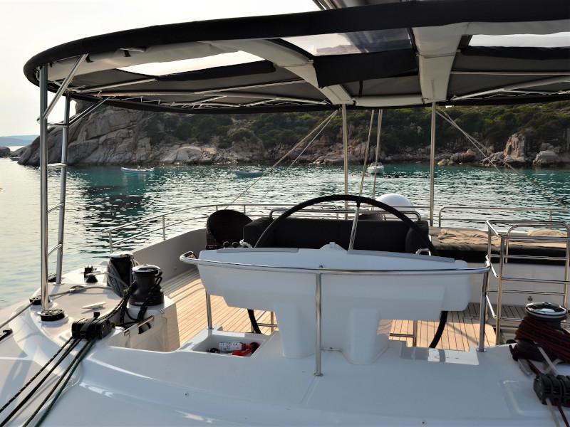 Book yachts online - catamaran - Lagoon 560 - Taipan - rent