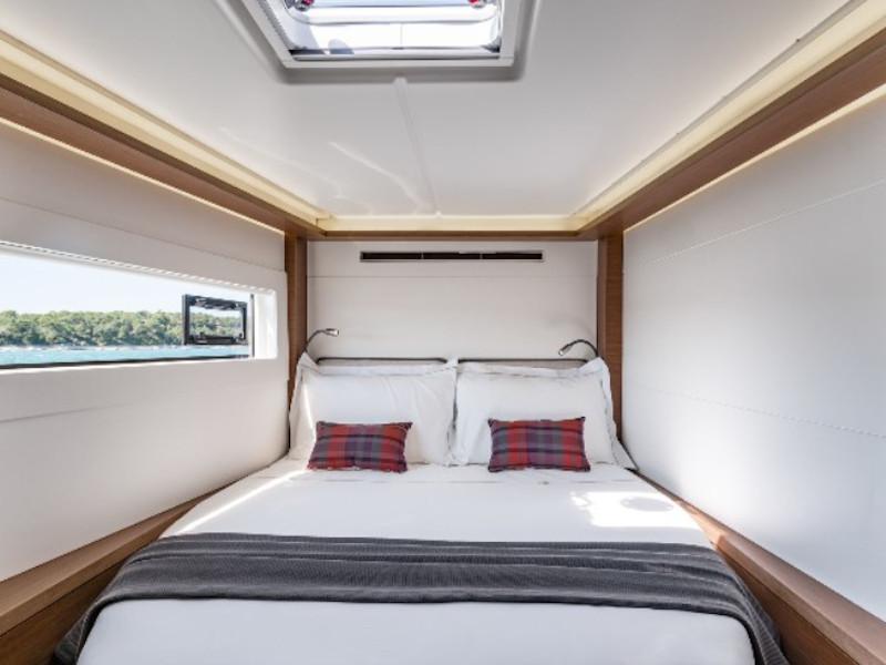 Book yachts online - catamaran - Lagoon 46 - Sbronzo - rent