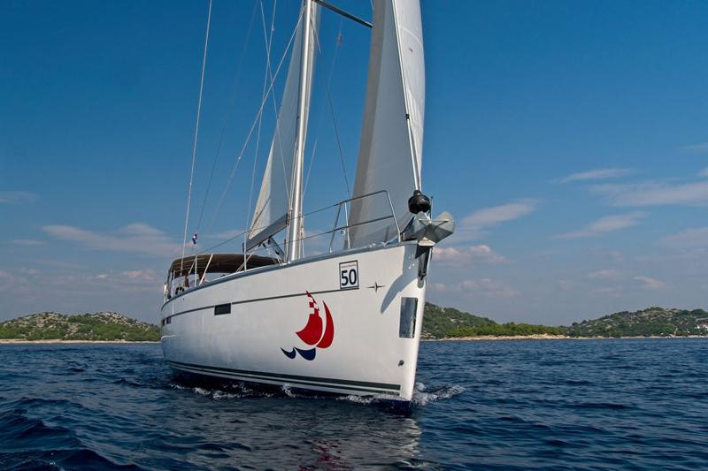 Book yachts online - sailboat - Bavaria 46 CN - MH 39 - rent