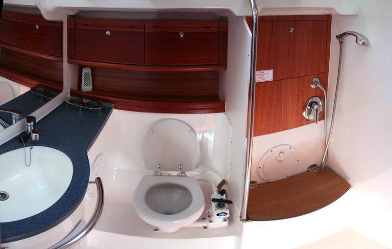 Book yachts online - sailboat - Bavaria 46 C - MH 21 - rent