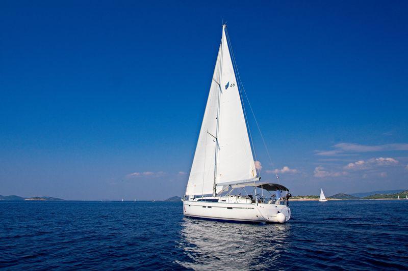 Book yachts online - sailboat - Bavaria 46 CN - MH 40 - rent