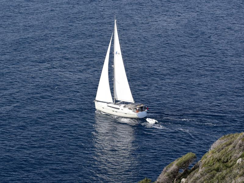 Book yachts online - sailboat - Bavaria Cruiser 46 Style - MARLIN - rent