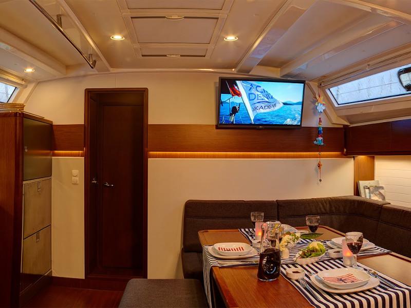 Book yachts online - sailboat - Bavaria Cruiser 46 Style - MARLIN - rent