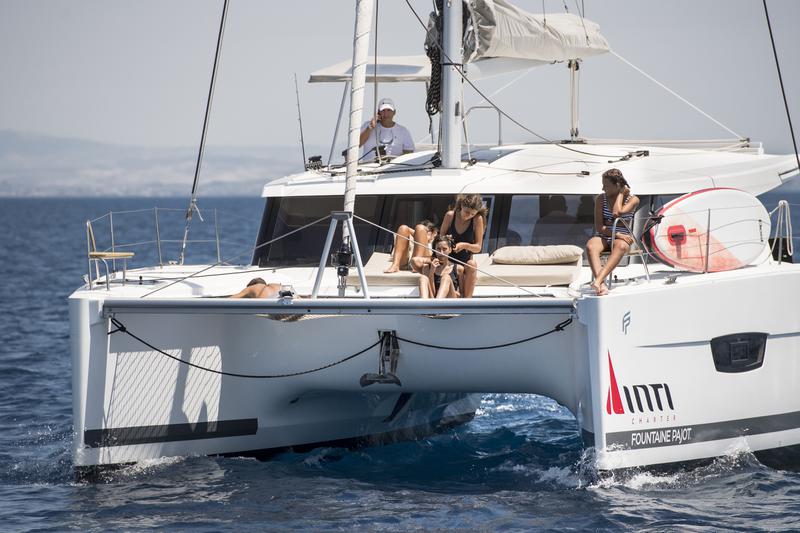 Book yachts online - catamaran - Fountaine Pajot Lucia 40 - Lipara (Ac+Gen+Wm) - rent