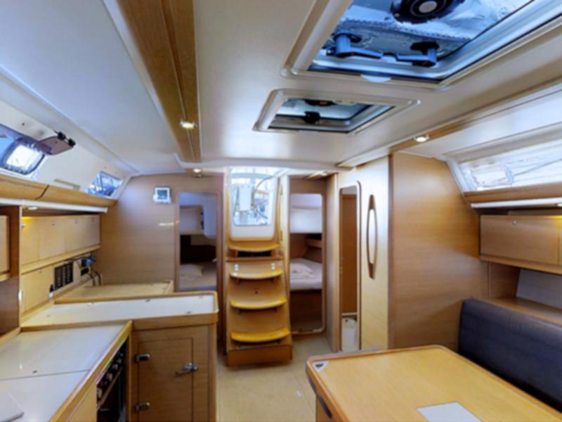 Book yachts online - sailboat - Dufour 450 Grand Large - COMODO - rent