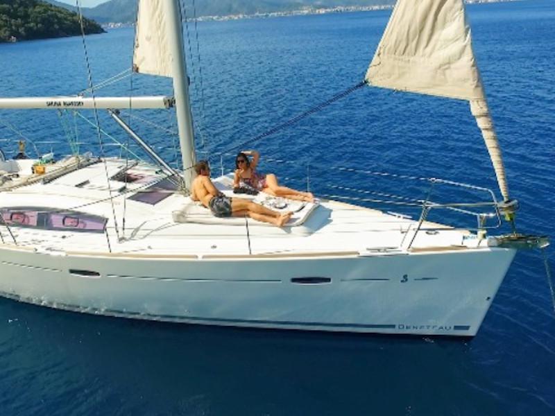 Book yachts online - sailboat - Oceanis 43 - Rhapsody Marmaris - rent