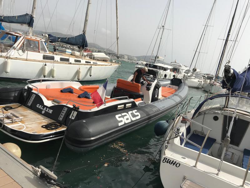Book yachts online - motorboat - Sacs Stratos - Galaxie - rent