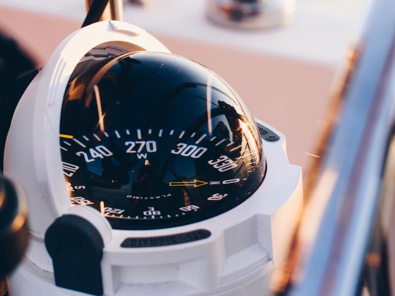 Book yachts online - sailboat - Bavaria 39 Cruiser - Fluid I  - rent