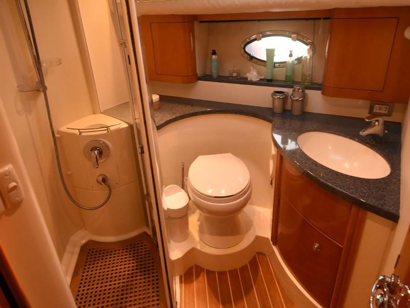 Book yachts online - motorboat - Phantom 50 - Gecko - rent
