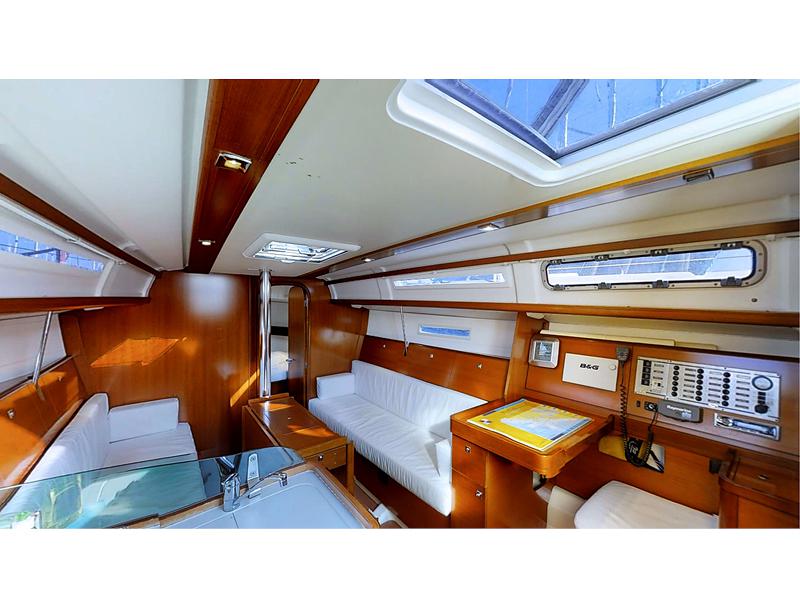 Book yachts online - sailboat - Dufour 34 Performance - Una FB  - rent