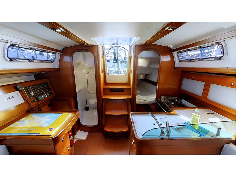 Book yachts online - sailboat - Dufour 34 Performance - Una FB  - rent